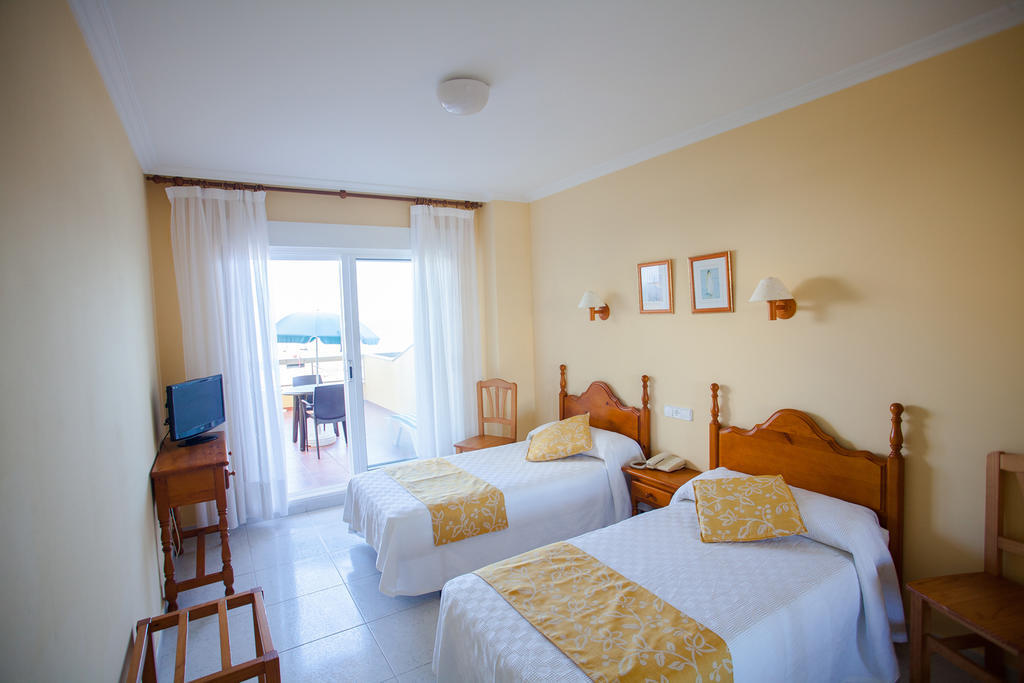 Hotel Martin Esperanza بورتونوفو الغرفة الصورة